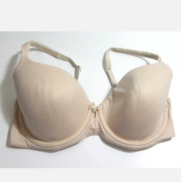 Victoria's Secret Body by Victoria Lined Demi Bra - Picture 1 of 3